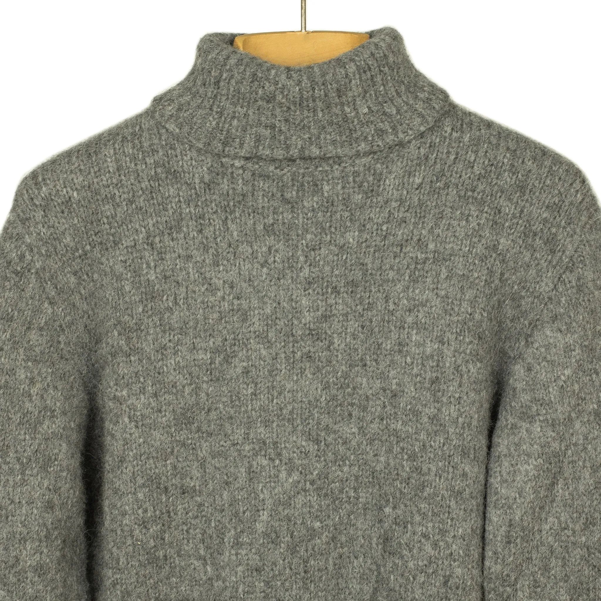 AAmintore wool turtleneck sweater in cement grey alpaca mix