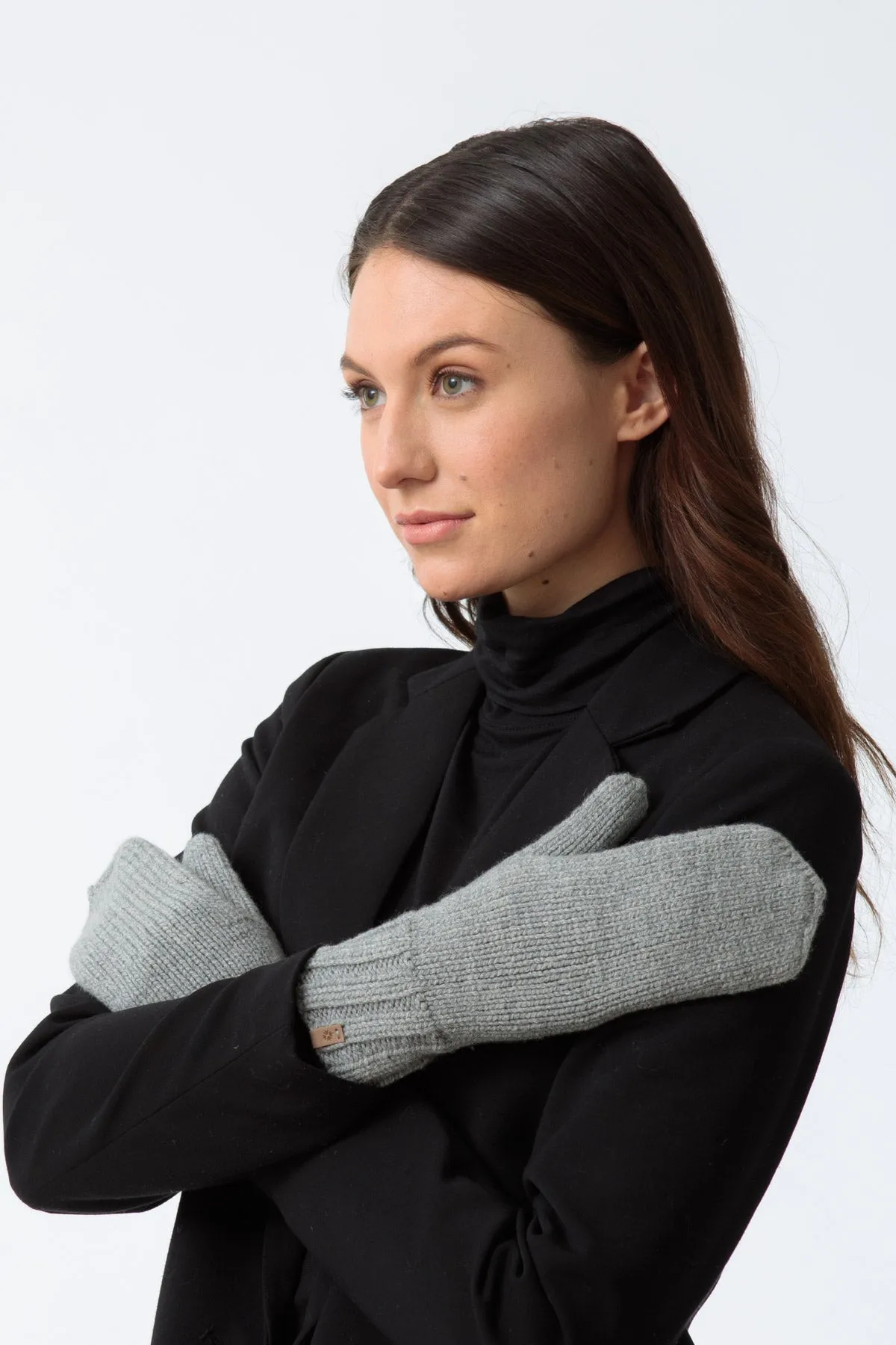 Merino Handknit Mittens in Flint Grey