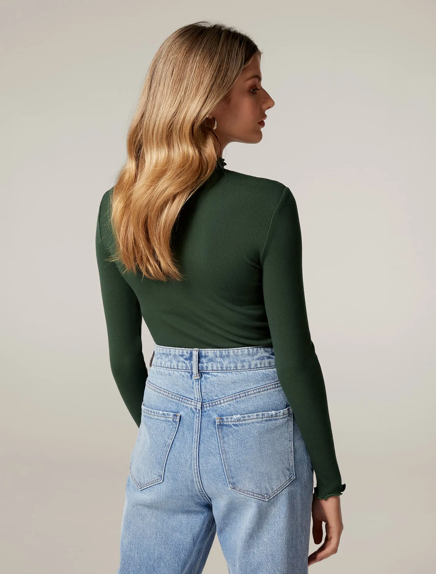 Rikki Lettuce Edge Turtle Neck Top