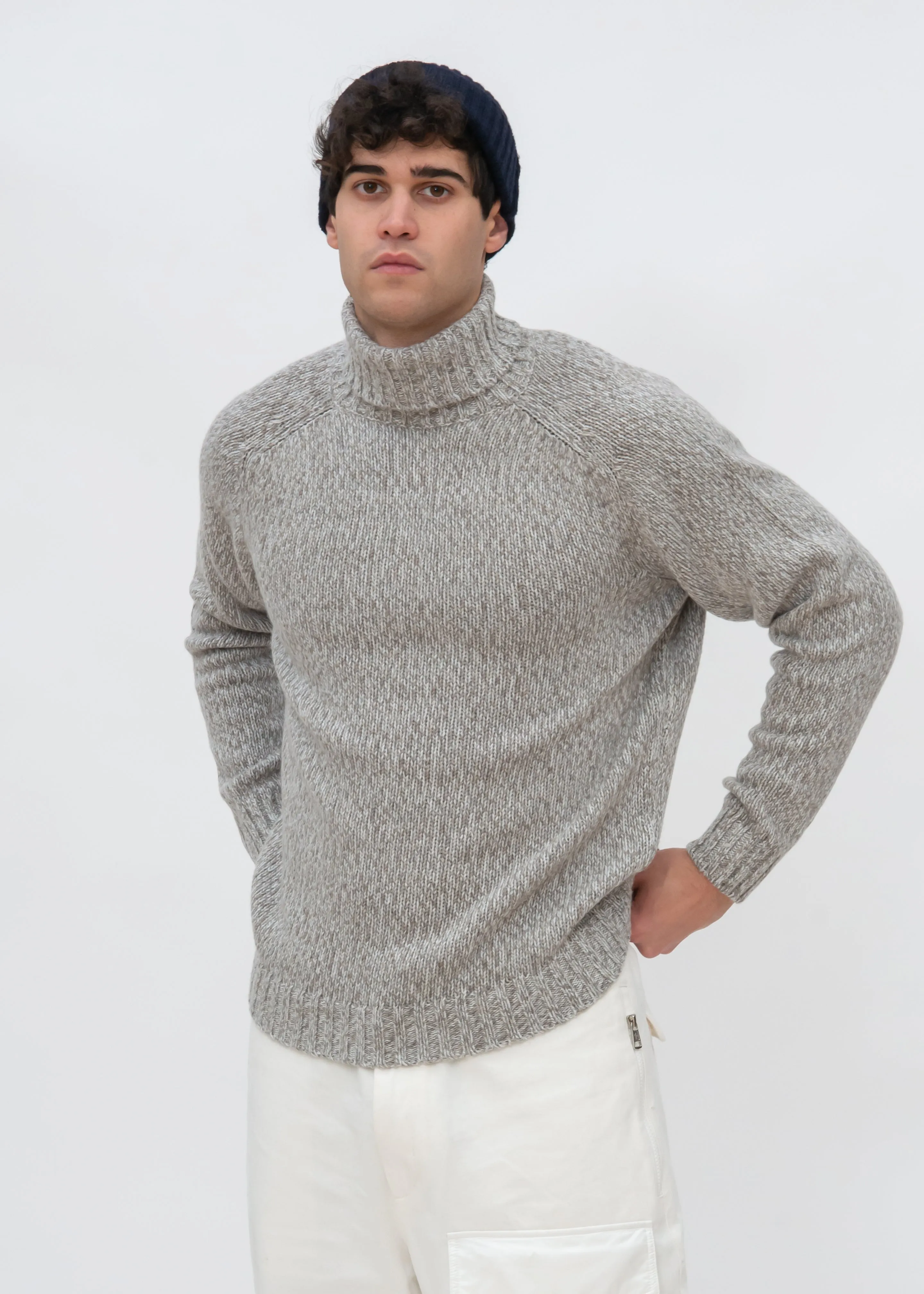 SADDLE SLEEVE MOULINE TURTLENECK SWEATER