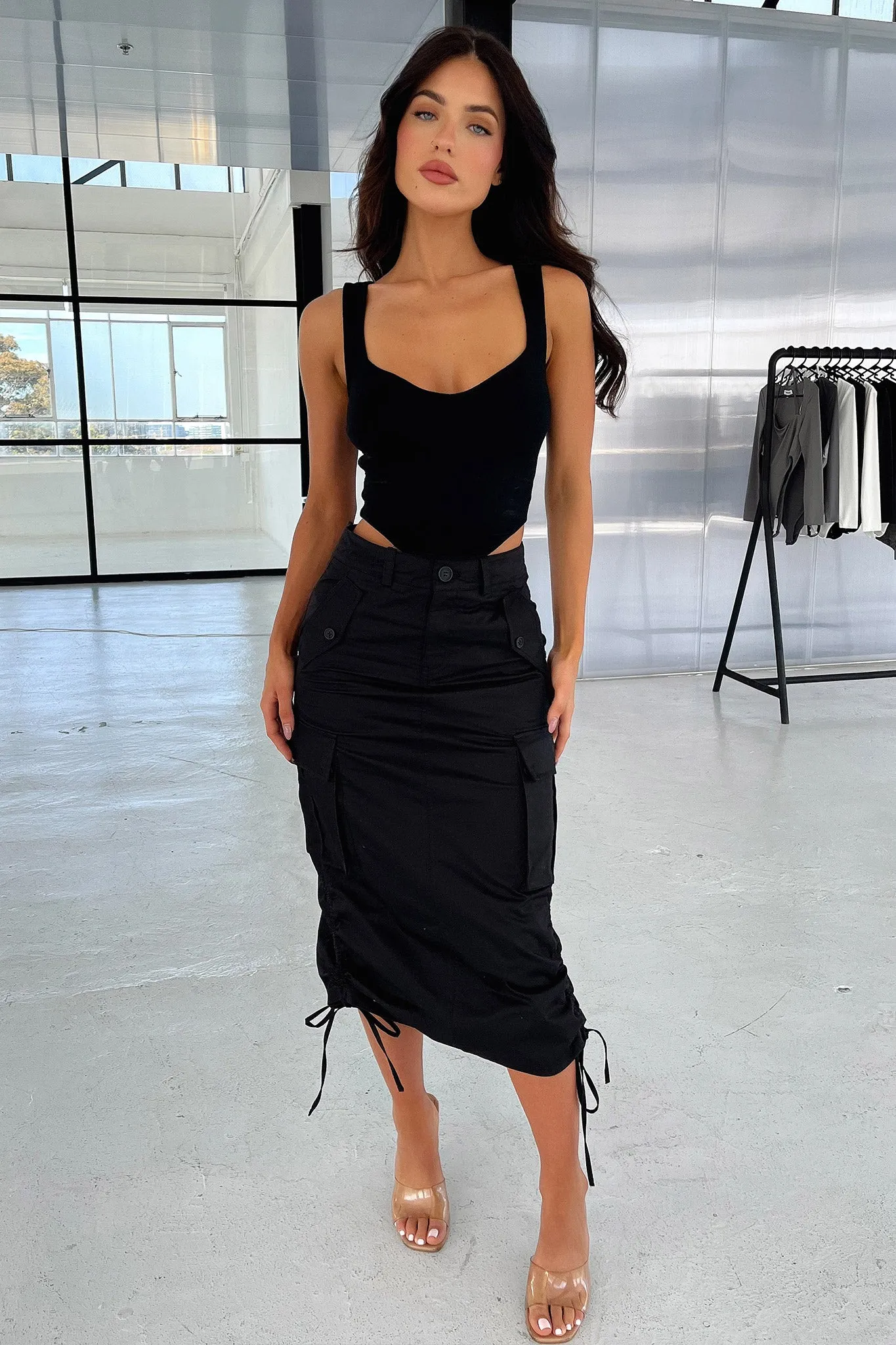 Tari Midi Skirt - Black