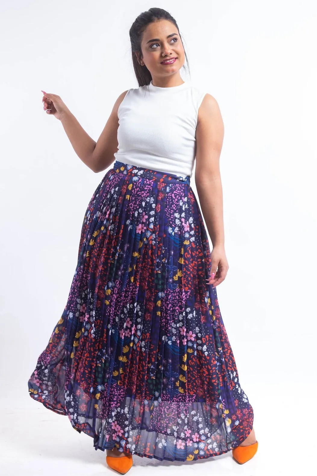 The blossoms chiffon pleated Skirt - Navy