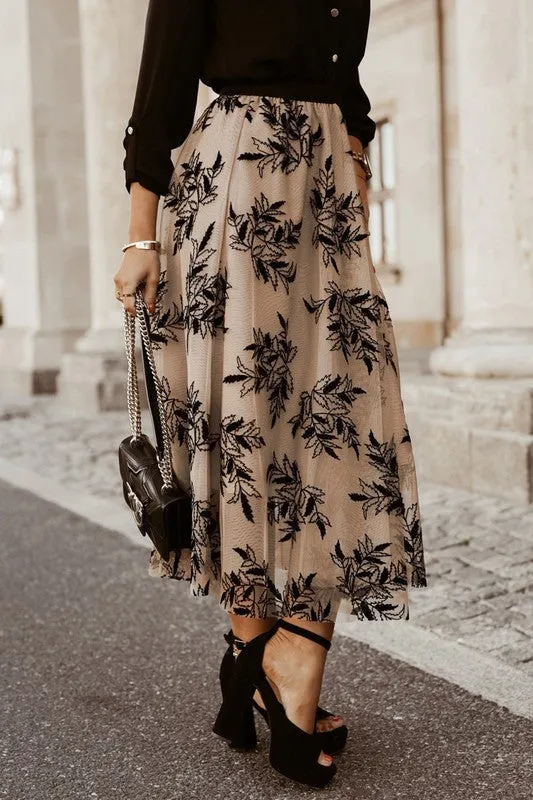 Women Leaves Embroidered High Waist Maxi Skirt